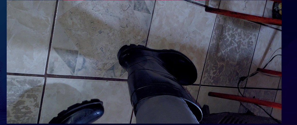 Stink HairyMale: Maskované - Nohy a boty