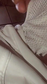 Ejacularea prin pantaloni scurți