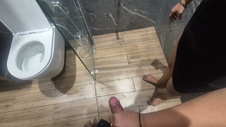 Nj roxzz: Sister-in-law Helped Me to Ejaculate