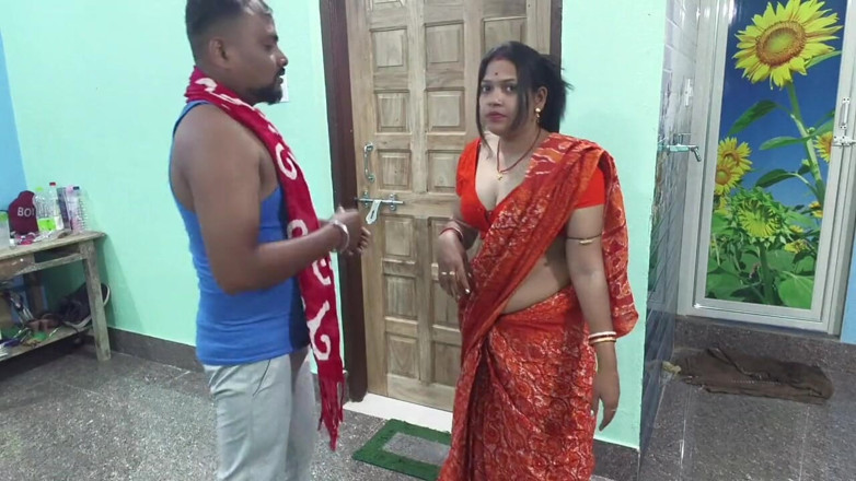 Sona bhabhi: 아름다운 인도 벵골 Saree Wali Bhabhi 얼굴 섹스 오럴 섹스 입에 사정