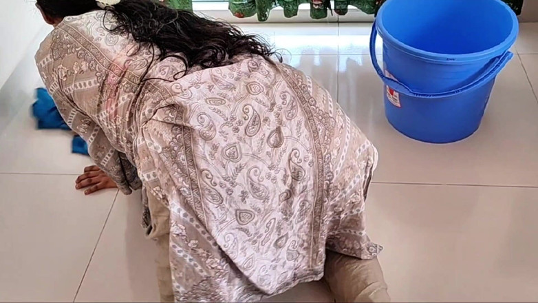 Piya pori: Właściciel domu seks wideo w pracy