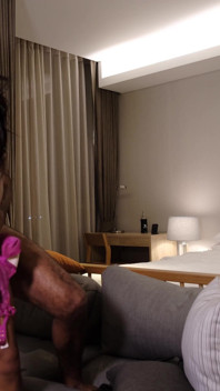 Tímida chica trans Sofie se convierte en puta parte 2 de 2