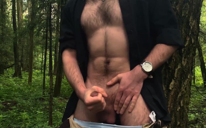 Noel Dero: Ich bin bereit, sogar im Wald zu masturbieren! Porno im...