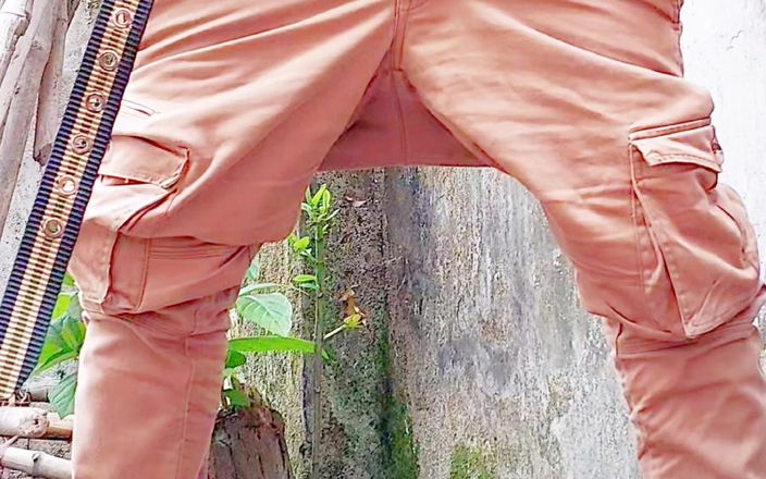 Sissy Bisexual: Çok sıradışı hypospadias penis açık havada ve içeride taraflı