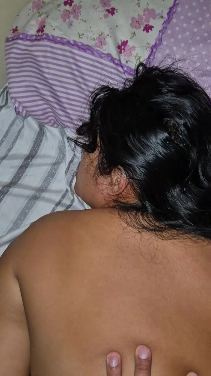 RealAmateuur: Yumurtalanıyordum ve tek istediğim siktiğim ve vajinamı spermle doldurduğum büyük...