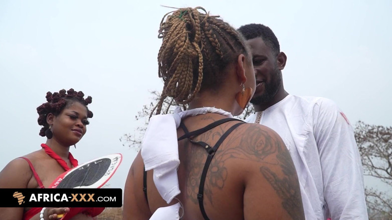 Africa-XXX: Trio bertetek besar