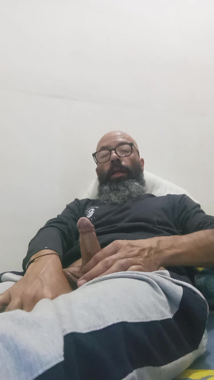 Jhonbahh: Lectură erotică și sexuală
