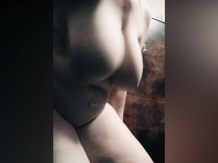 Mr_geenx: Prawdziwa macocha - krzywa 57-letnia milf Amara sama w domu czeka na...