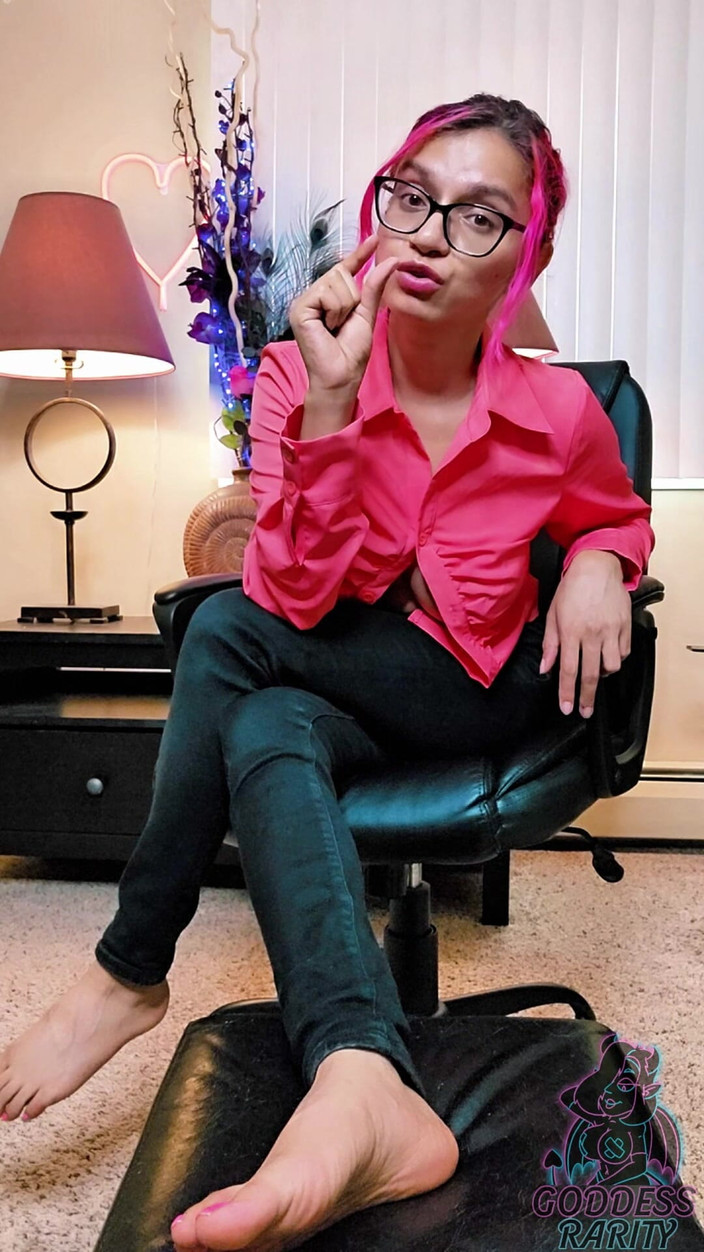 Goddess Rarity: 女神rarity在他的办公室里给她的老板戴绿帽