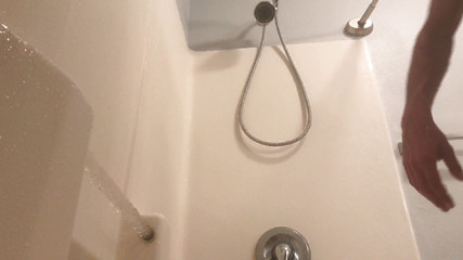 Jaymes Blonde: 原始视频：淋浴