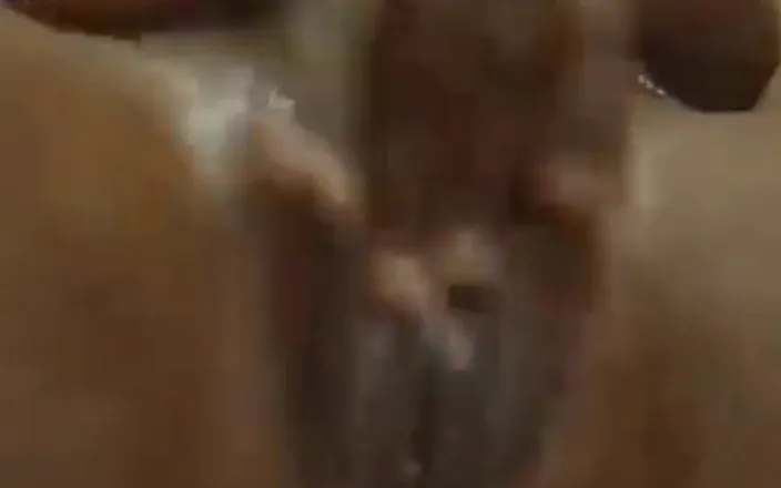 Barqueen: I Can't Stop Squirting