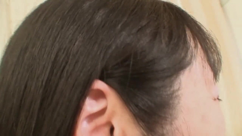 Milf in Love: 털이 무성한 일본 밀프 - 에피소드 04