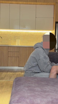 Surpriza curierului: Mâna goală care dă un bacșiș profund la sex