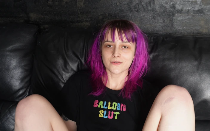 Alice Bean: Alice Bean Orgasmus: Divná holka masturbuje