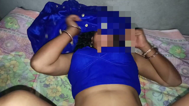 Kavita69: Village House Wife Very Hard Fucking in Riding Viral Hindi...
