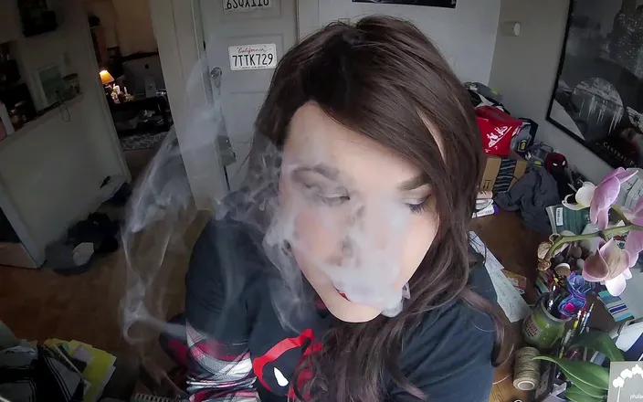 Miss Alina Paige: Trans Cutie Smoking (non-nude)