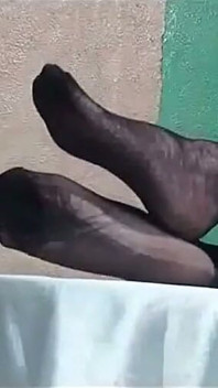 Nylon Feet 12