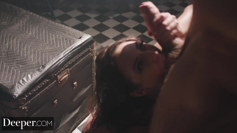 Deeper: Deeper - アンジェラ・ホワイトが各男性をおびき寄せ、順番を回す