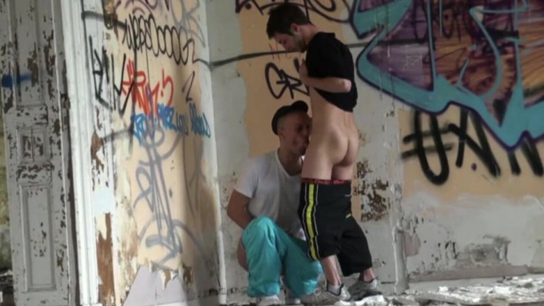YOUNG FRENCH DUDES FUCKERS: yuva scally lad kamabakht oudoor