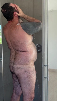 Una Ducha Para Dos Osos