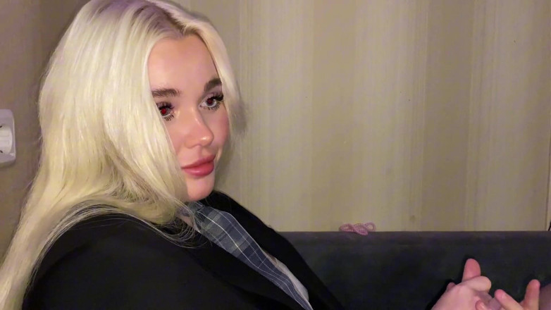 Blondessa: Сводная Сестра Мстит Своему Парню, Принимает Член В Свою Киску