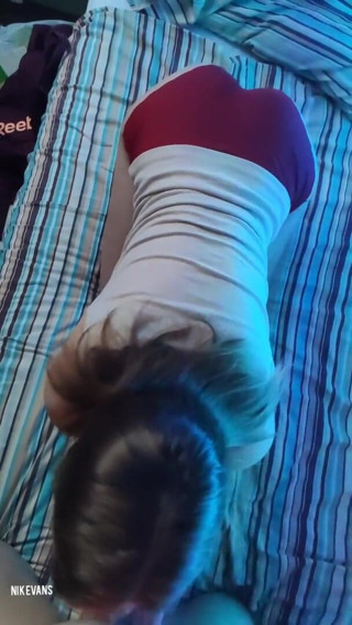 NikEvans: Great sex with a young girl