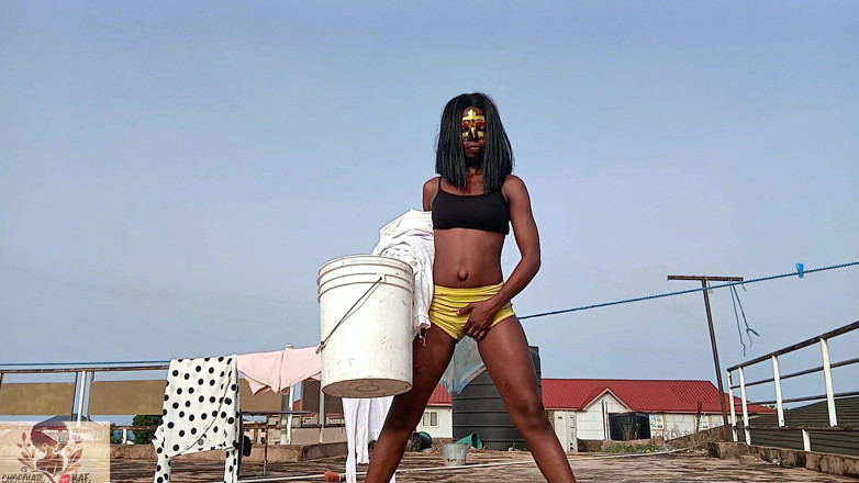 Naturelle Chocolat: Washing My Daddy's Clothes After Her Fucked the Piss Out...