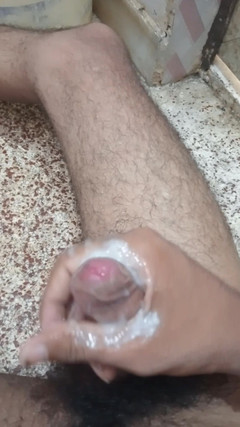 Night hub: Bergoyang dengan tangan