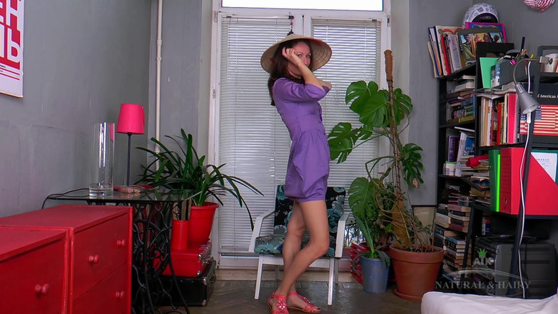 ATK Petites: Mature's show masturbazione