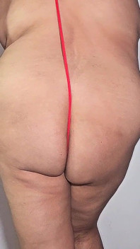 Mencuba Bikini