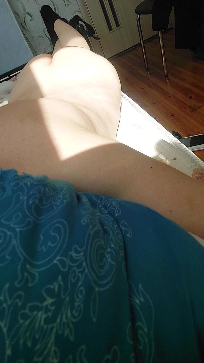 Kitty_Cross: Ładna blondynka naturalne ciało słodkie maminsynek biały femboy kobiecy kształt...