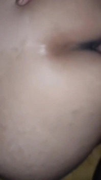 Porra transbordando da buceta de Trina como Eco Pumps It Hard com seu pau