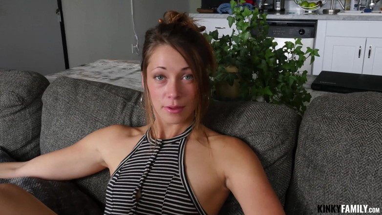 Dirty Flix: Een kleine stiefzus seks bedreigend