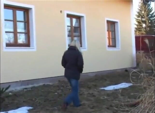 Femdom Austria: Slut pisses next to a house