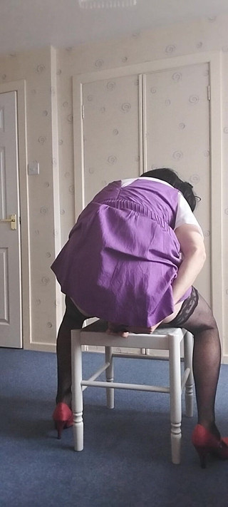 Cindy Belfast: Banci nakal dengan rambut kuncir lagi asik mainan seksnya