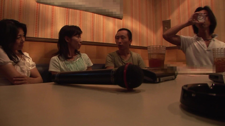 Strix: T-back zralá žena s velkými prsy, kterou budete chtít... 20