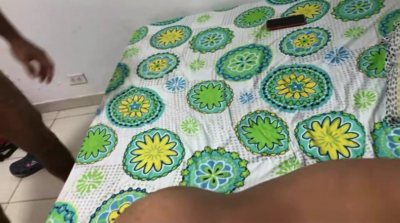 Johanna_love: 我操我饥渴继妹的大阴户