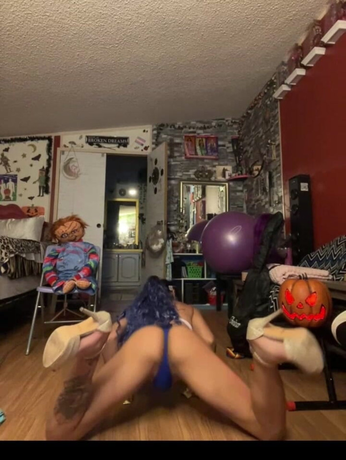 TSJade95: Princess Tsjade Stripdances in Halloween Costume