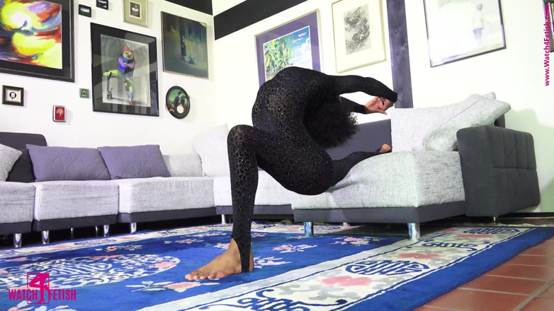 Gymnastic: Shiny Black Catsuit