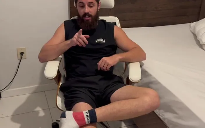 Rope Hunter: POV:i Will Use My Post-gym Socks to Gag You