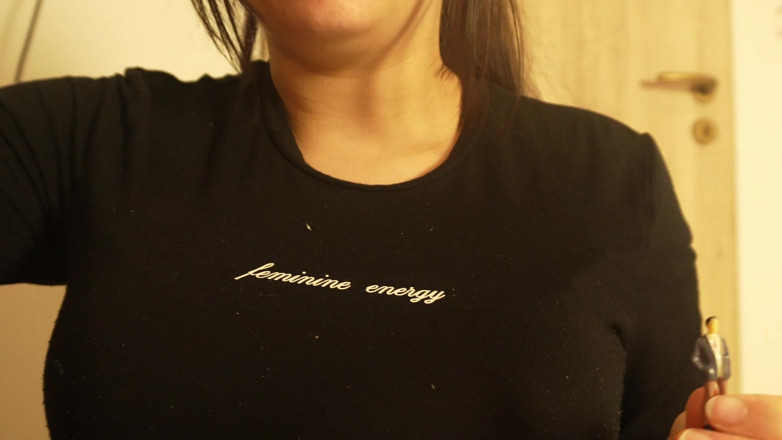 AmayaMori: Giantess dokucza Jej mała ludzka zabawka pod pachą pułapka galaretka...