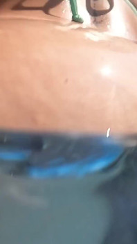 Fille Italienne Amateur Se Fait Bien Baiser Dans La Piscine Et Jouit Sur Un Cul Rouge