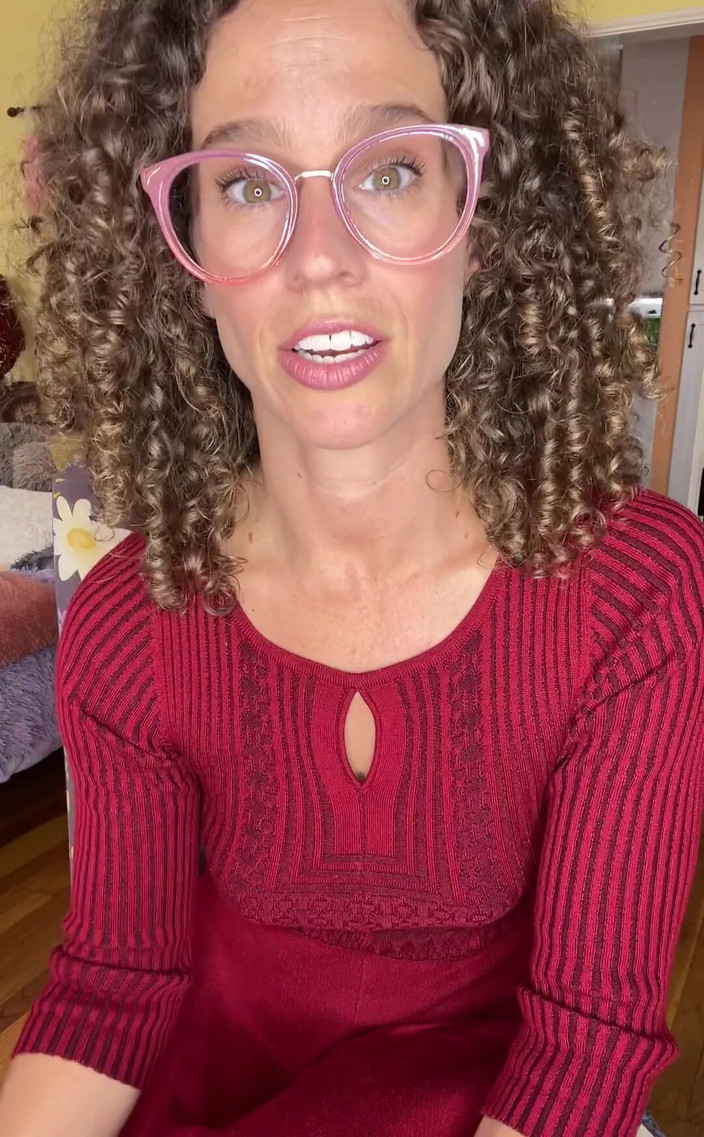 VibeWithMommy: Candy kembali dan dia lagi berbuat nakal!! Cewek ini nggak...