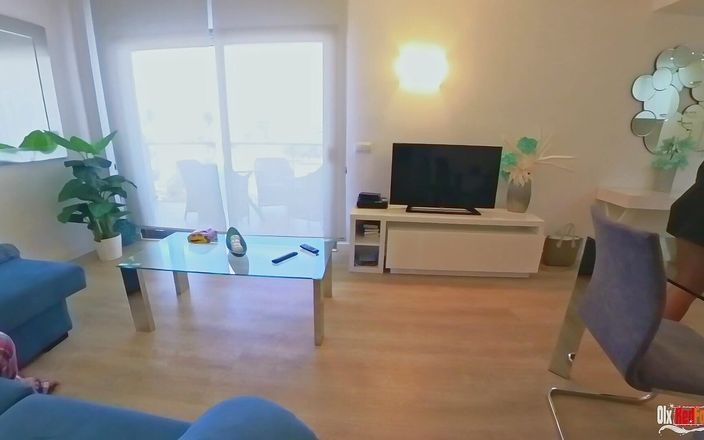 OlxRedFox: Üvey anne yanlışlıkla üvey oğlunun yarağına oturdu ve içine boşalana kadar...