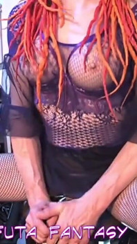 O scurtă plimbare la un Big Sissygasm pe scaunul sexual