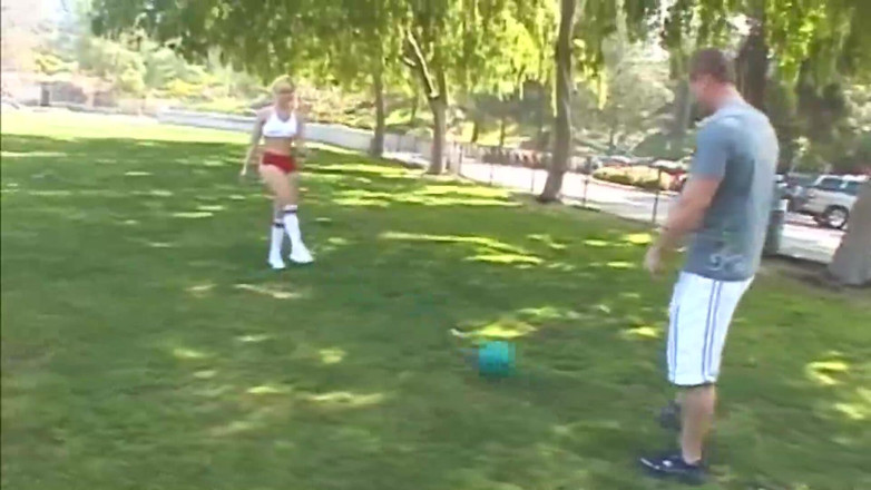 Get Your Fix: Fat Camel Toe Blonde Pussy Treated Reckless