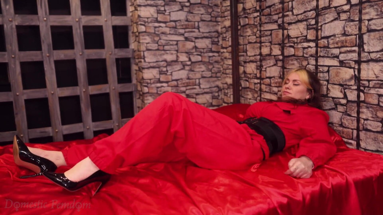 Domestic femdom: Die Squid-schande - Von Der Wache Gepickt