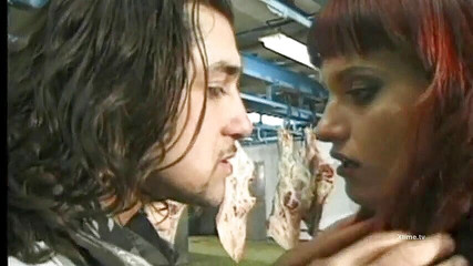 Monster Cocks: Osamělá zrzavá dívka v uzenině přišla na špatném místě