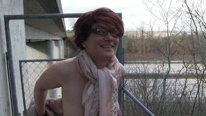 Popp Sylvie: Futută la M7