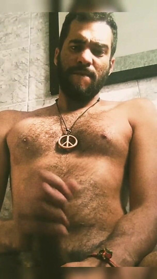 Casth Xavier: Man hairy masturbate